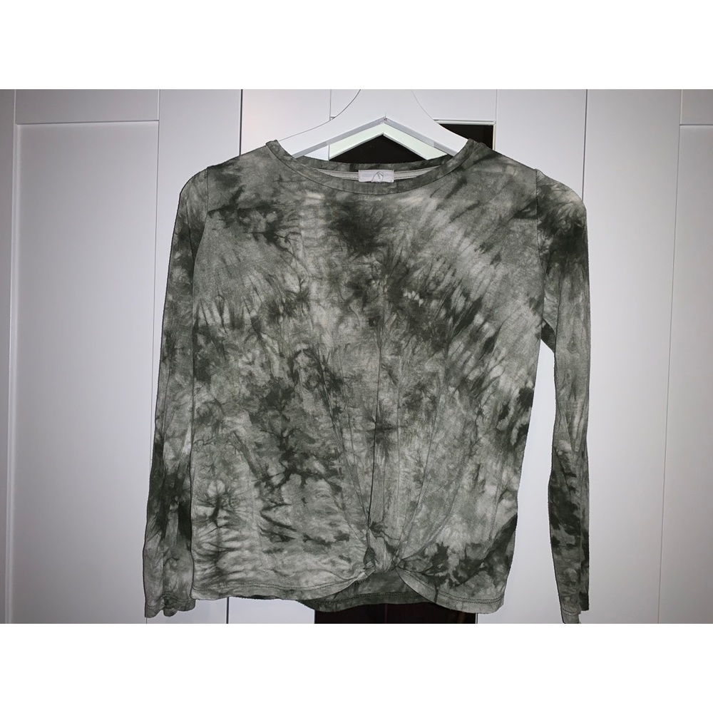 Long sleeve tie dye top